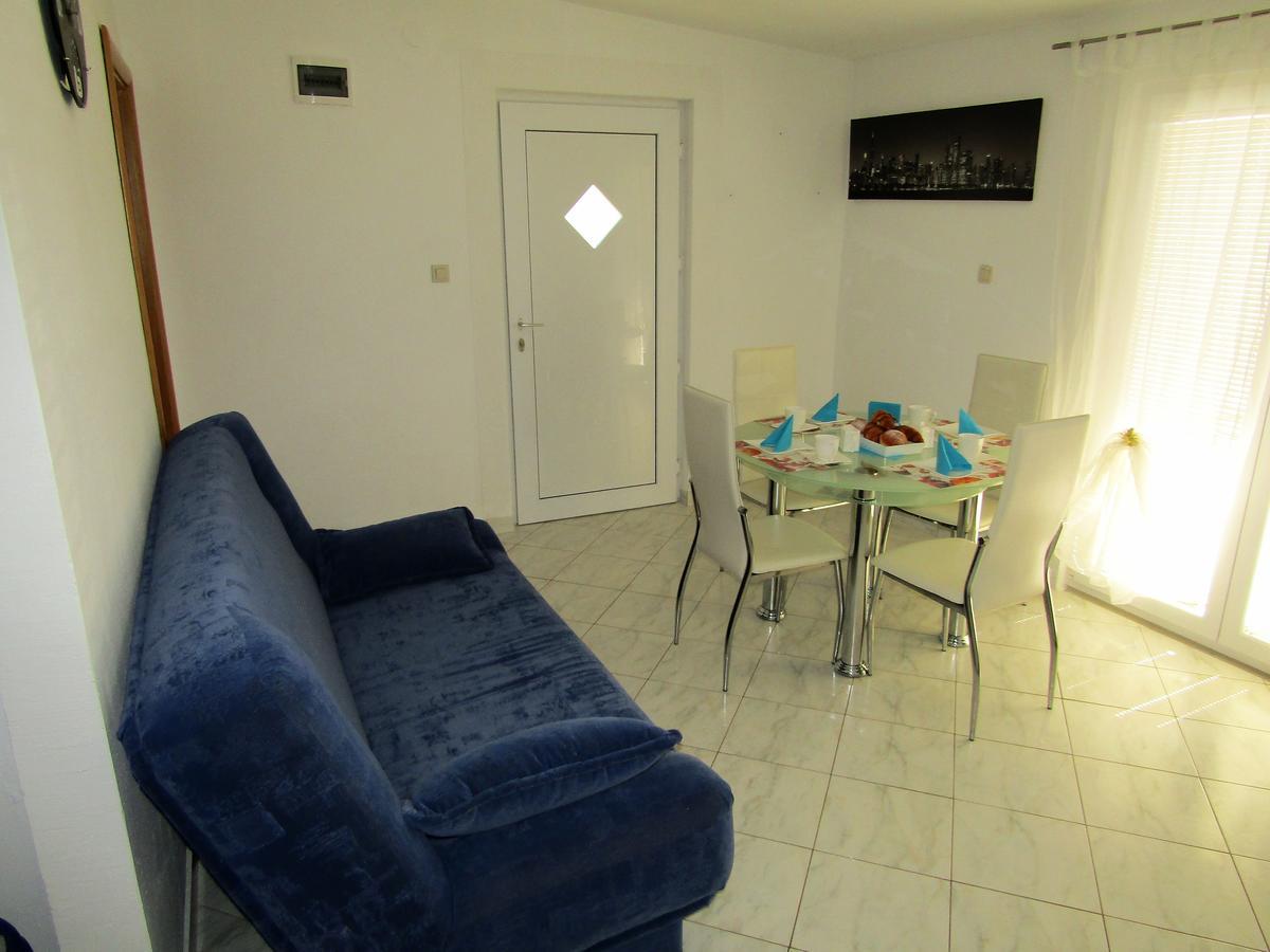 Apartments Kokor Водице Экстерьер фото
