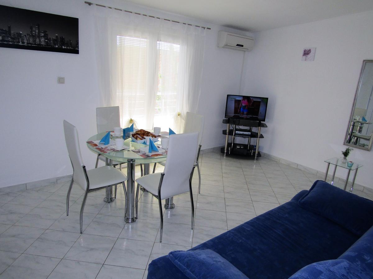 Apartments Kokor Водице Экстерьер фото